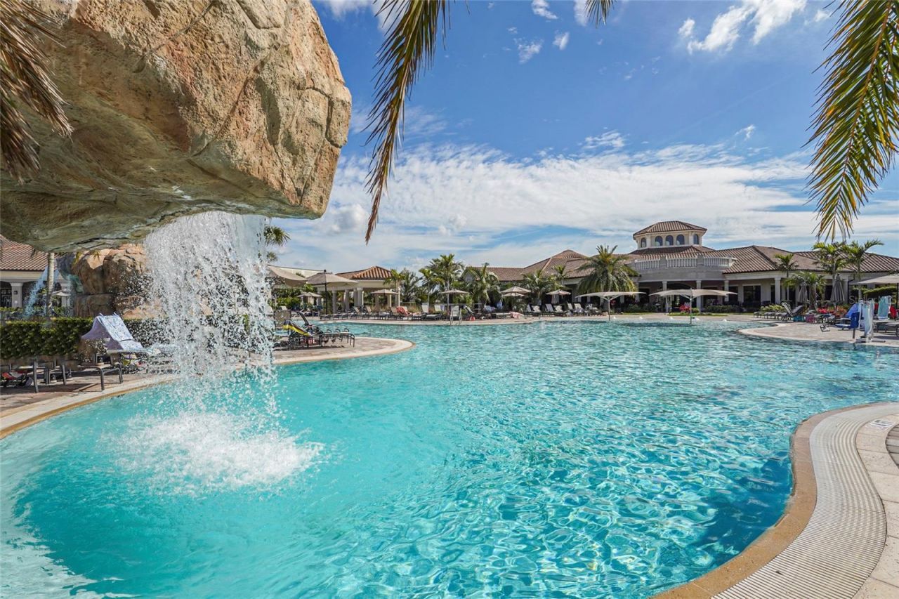 17520 Gawthrop Drive, Unit 106, Lakewood Ranch, FL 34211 Photo