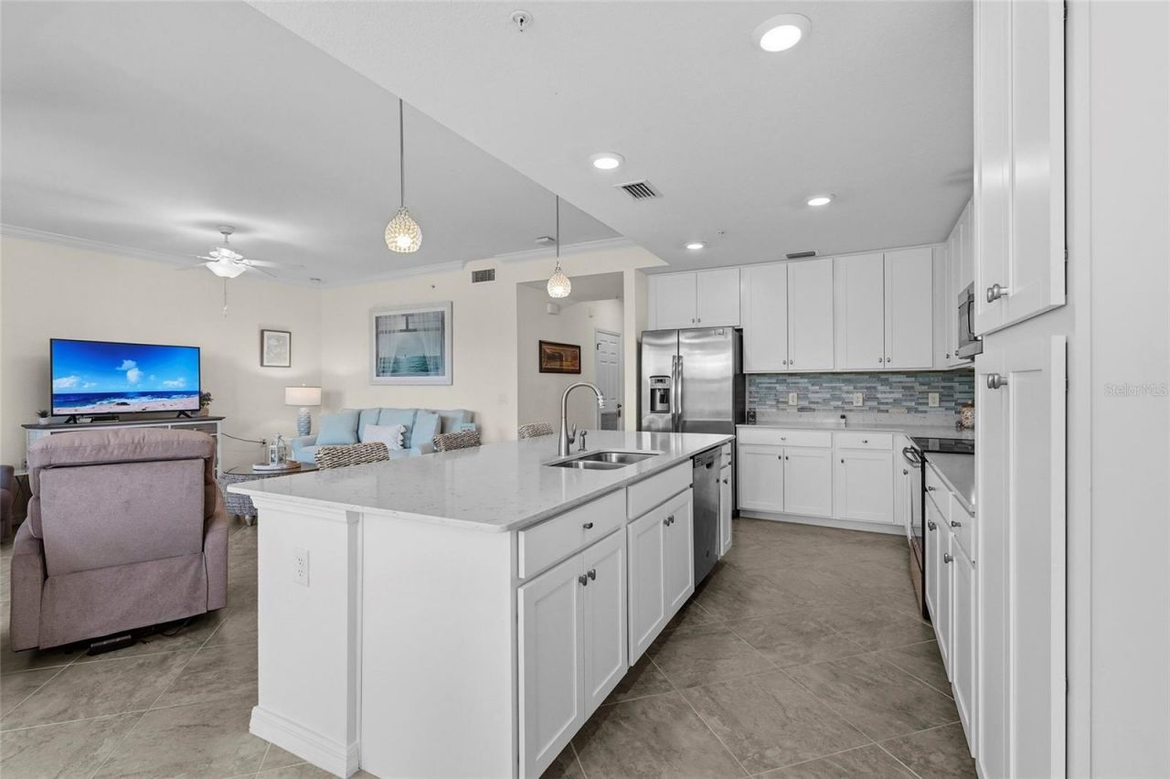 17520 Gawthrop Drive, Unit 106, Lakewood Ranch, FL 34211 Photo