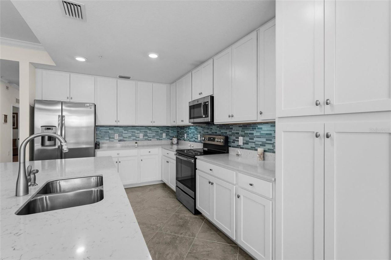 17520 Gawthrop Drive, Unit 106, Lakewood Ranch, FL 34211 Photo