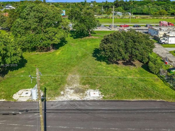 22650 SW 123rd Rd, Miami, FL 33170