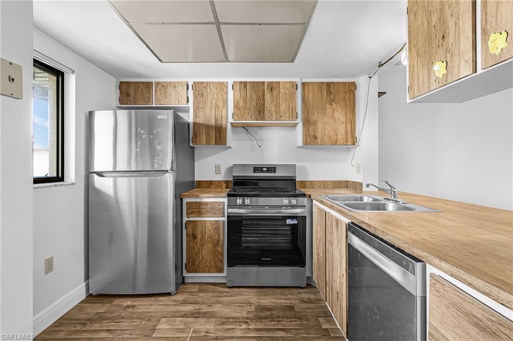 4790 S Cleveland Ave, Unit 908, Fort Myers, FL 33907 Photo