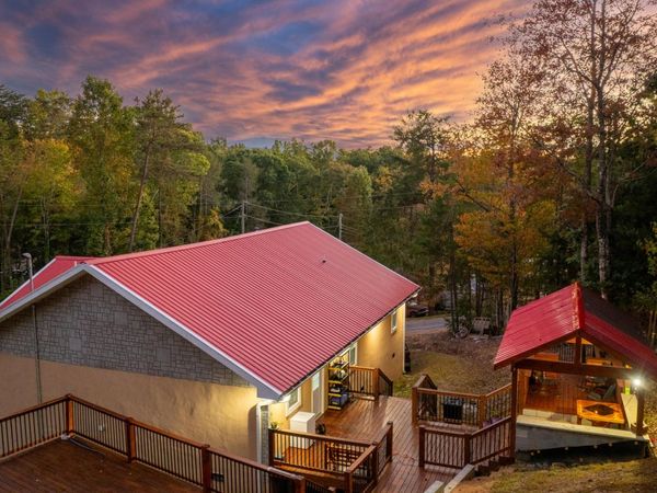 1443 Yellowwood Drive, Sevierville, TN 37876