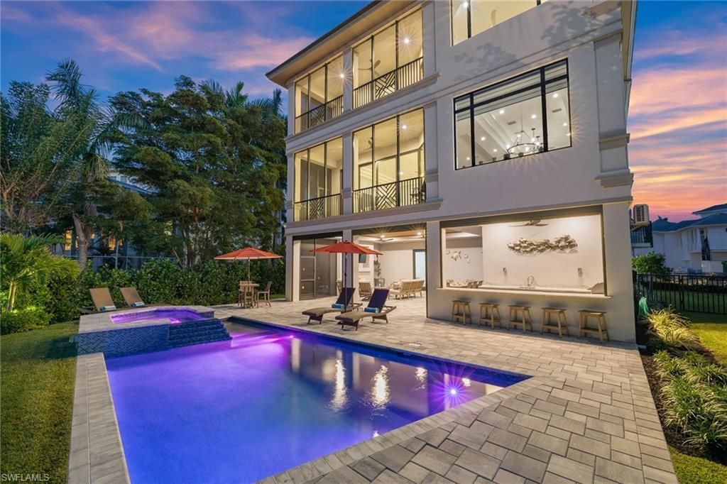 211 San Mateo Dr, Bonita Springs, FL 34134 Photo