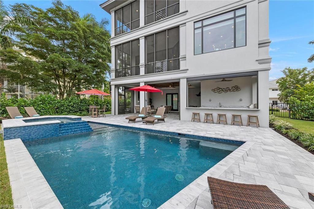 211 San Mateo Dr, Bonita Springs, FL 34134 Photo