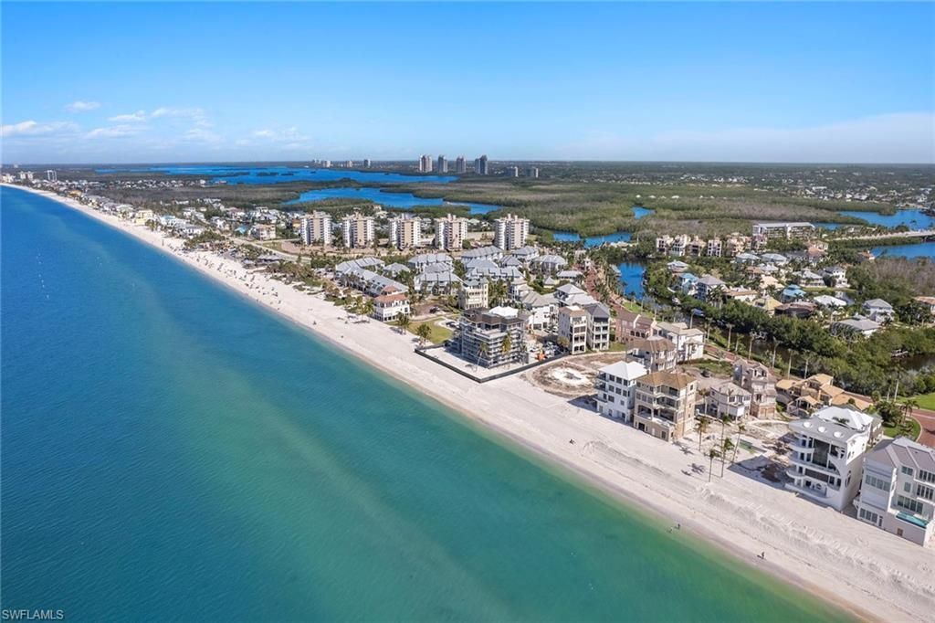 211 San Mateo Dr, Bonita Springs, FL 34134 Photo