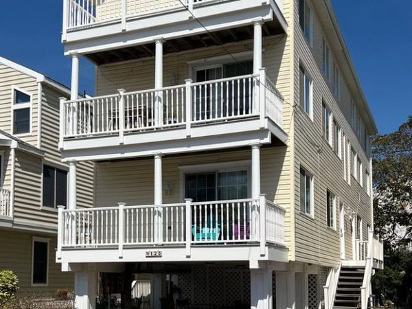 125 N 87TH STREET, REAR UNIT, SEA ISLE CITY, NJ 08243