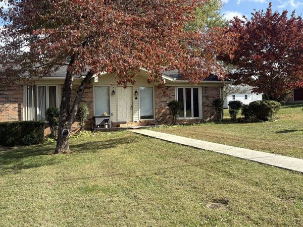 128 N Turner Dr, Sparta, TN 38583