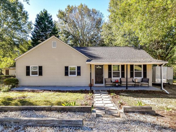 1620 Blueberry Street, Mount Pleasant, NC 28124