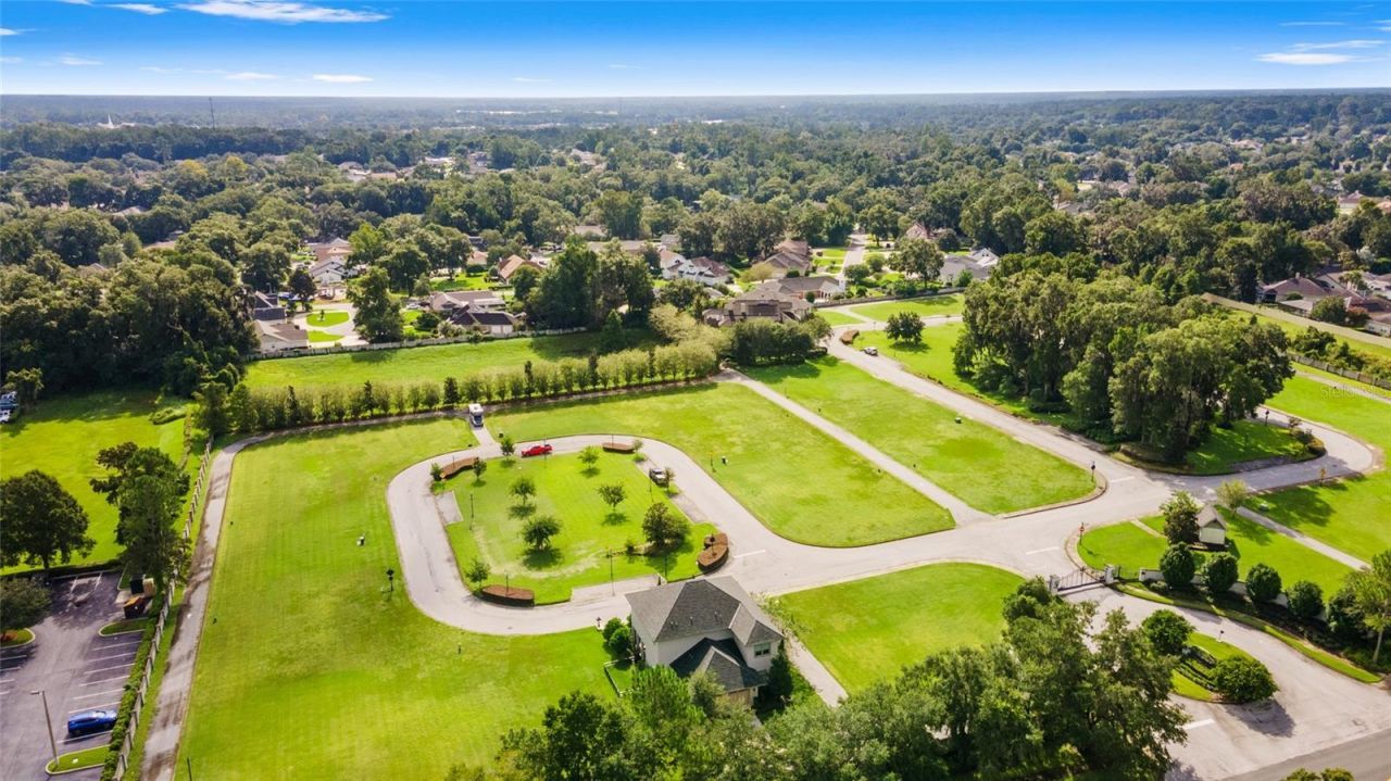 1810 SE 21st Place, Ocala, FL 34471 Photo