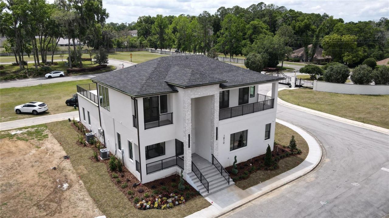 1810 SE 21st Place, Ocala, FL 34471 Photo