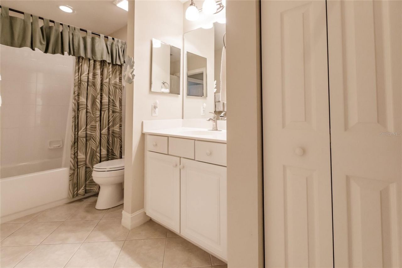 1878 Tarpon Bay Drive S, Unit 102, Naples, FL 34119 Photo
