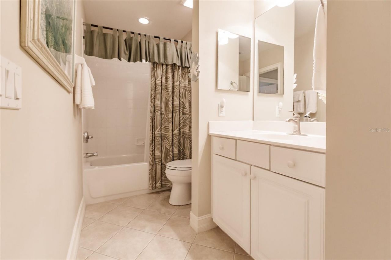1878 Tarpon Bay Drive S, Unit 102, Naples, FL 34119 Photo
