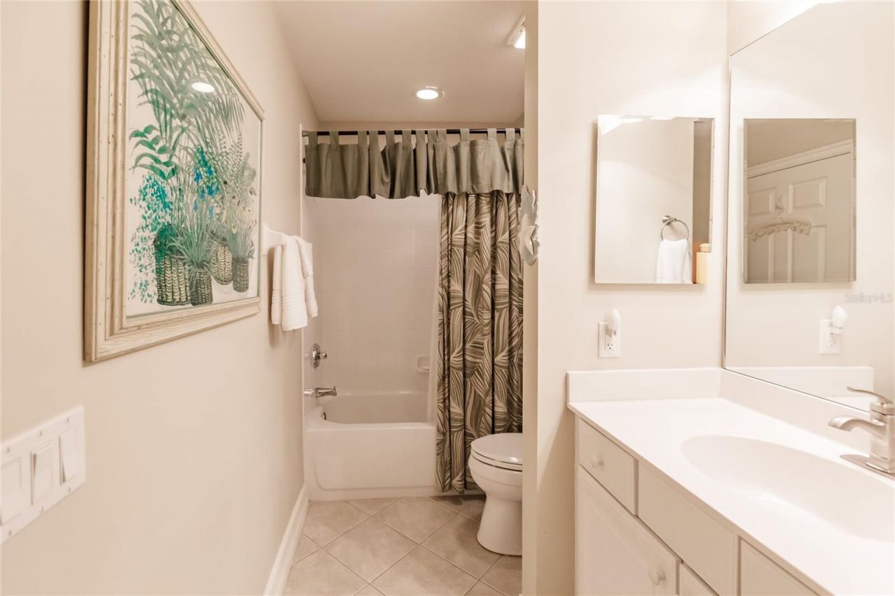 1878 Tarpon Bay Drive S, Unit 102, Naples, FL 34119 Photo