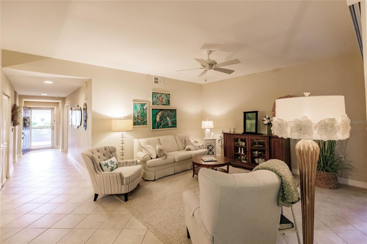 1878 Tarpon Bay Drive S, Unit 102, Naples, FL 34119 Photo