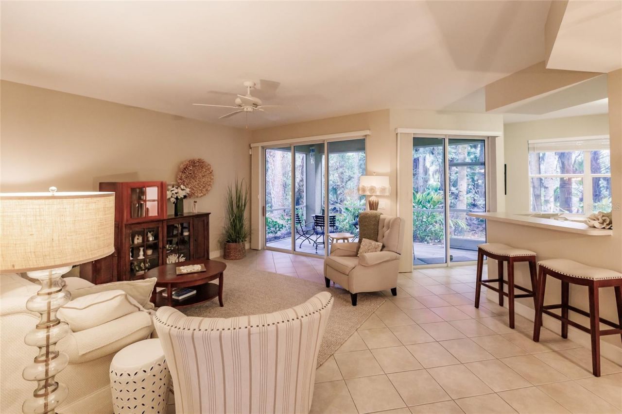 1878 Tarpon Bay Drive S, Unit 102, Naples, FL 34119 Photo