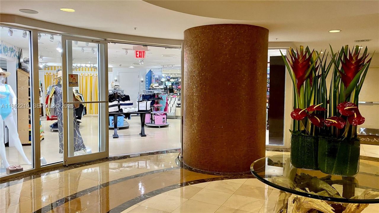 18001 SE Collins Ave, Unit 2111, Sunny Isles Beach, FL 33160 Photo