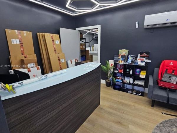 13850 SW 143rd Ct, Unit 14, Miami, FL 33186