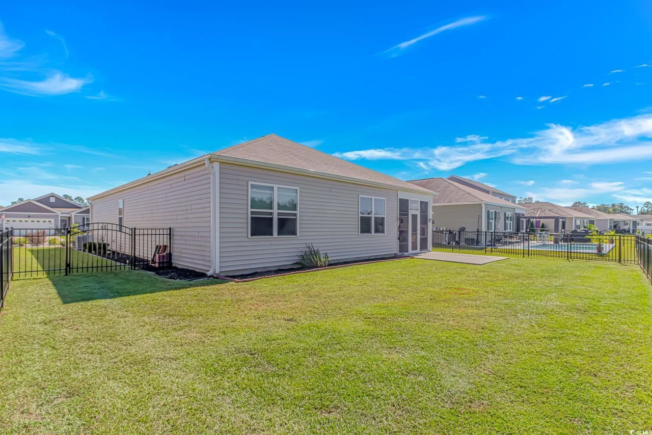 575 Affinity Dr. Photo 23