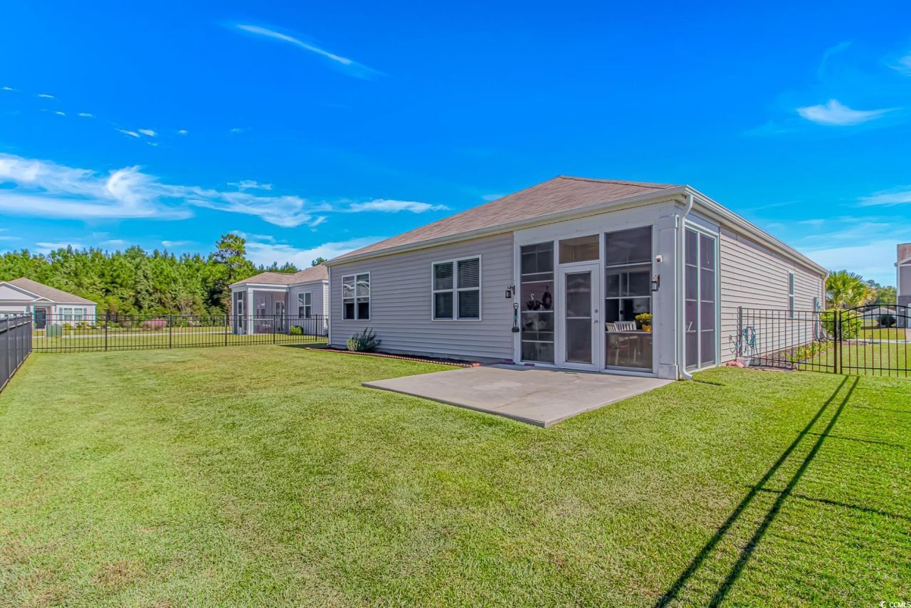 575 Affinity Dr. Photo 24