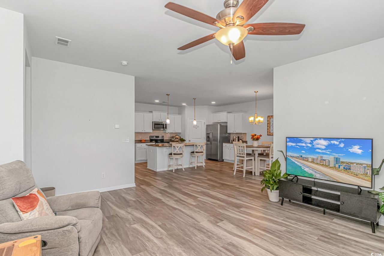 575 Affinity Dr. Photo 9