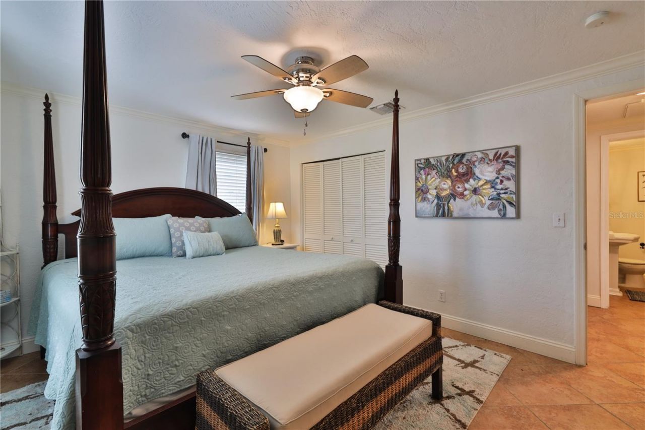 813 E 6th Avenue, New Smyrna Beach, FL 32169 Photo