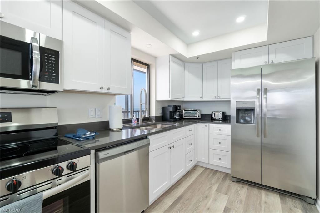 26225 Hickory Blvd, Unit PHB, Bonita Springs, FL 34134 Photo