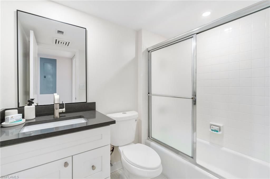 26225 Hickory Blvd, Unit PHB, Bonita Springs, FL 34134 Photo