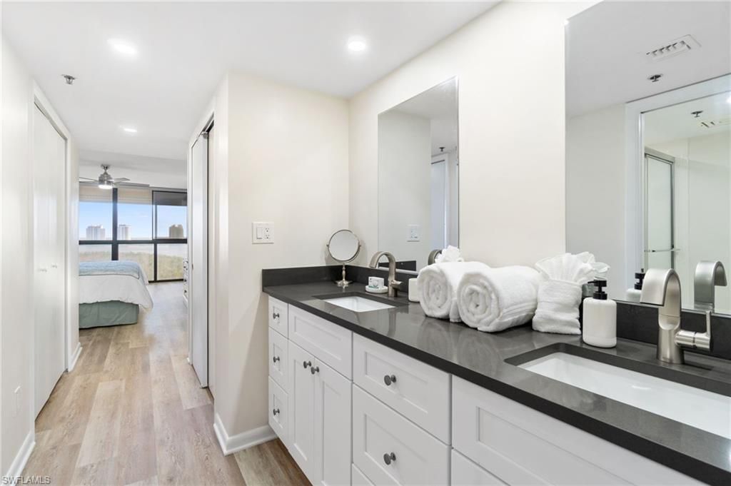 26225 Hickory Blvd, Unit PHB, Bonita Springs, FL 34134 Photo