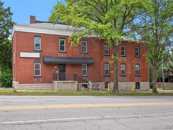 1323 S Jefferson Avenue, St Louis, MO 63104