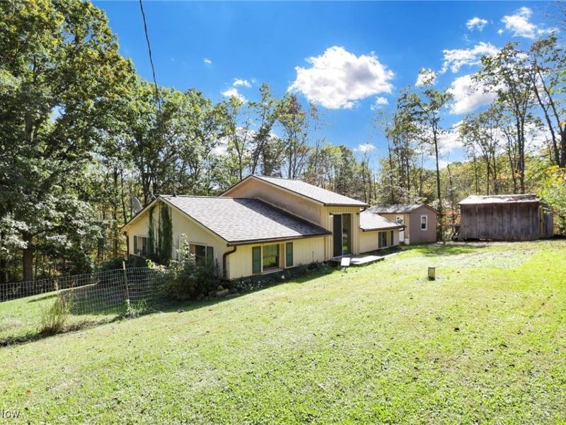 852 Wallace Road, Little Hocking, OH 45742 Photo 4