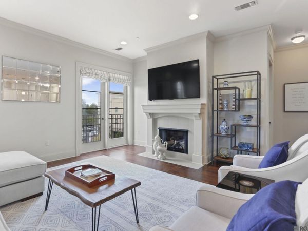 8201 Village Plaza Ct, Unit #3B, Baton Rouge, LA 70810