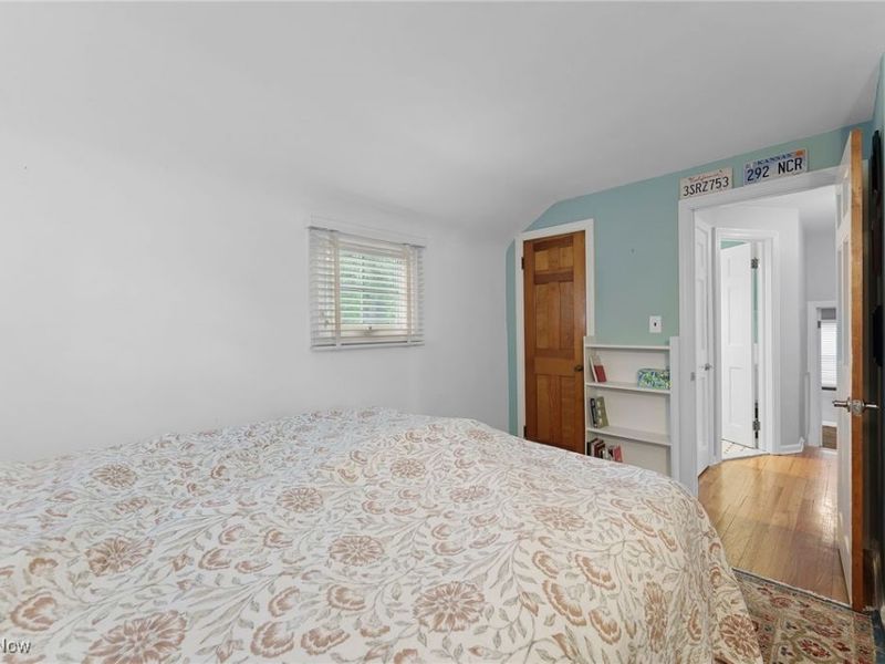 5268 Edenhurst Road, Lyndhurst, OH 44124 Photo 22