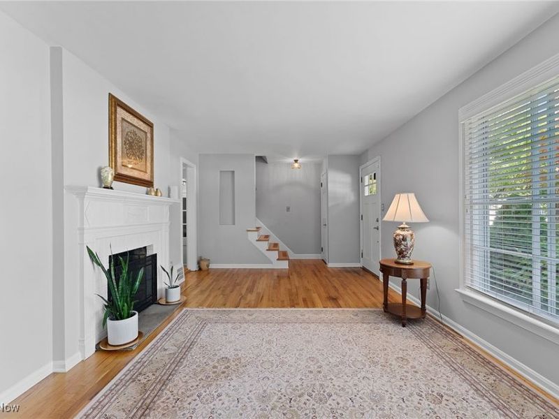 5268 Edenhurst Road, Lyndhurst, OH 44124 Photo 4