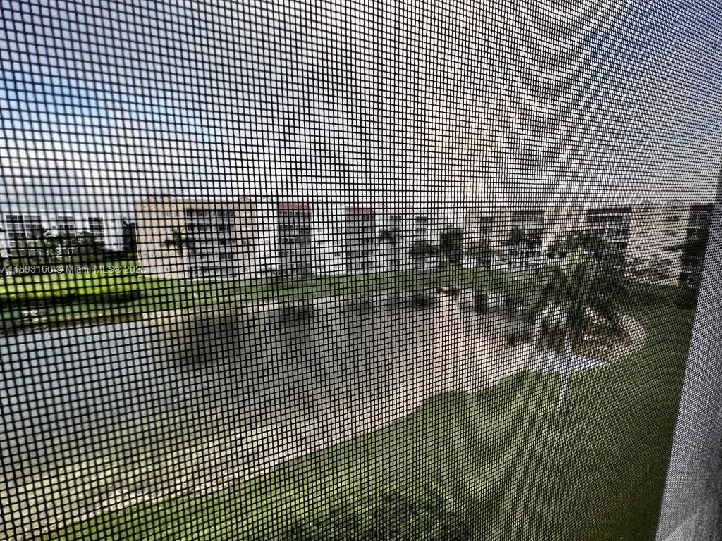 10700 NW 66th St, Unit 411, Doral, FL 33178 Photo