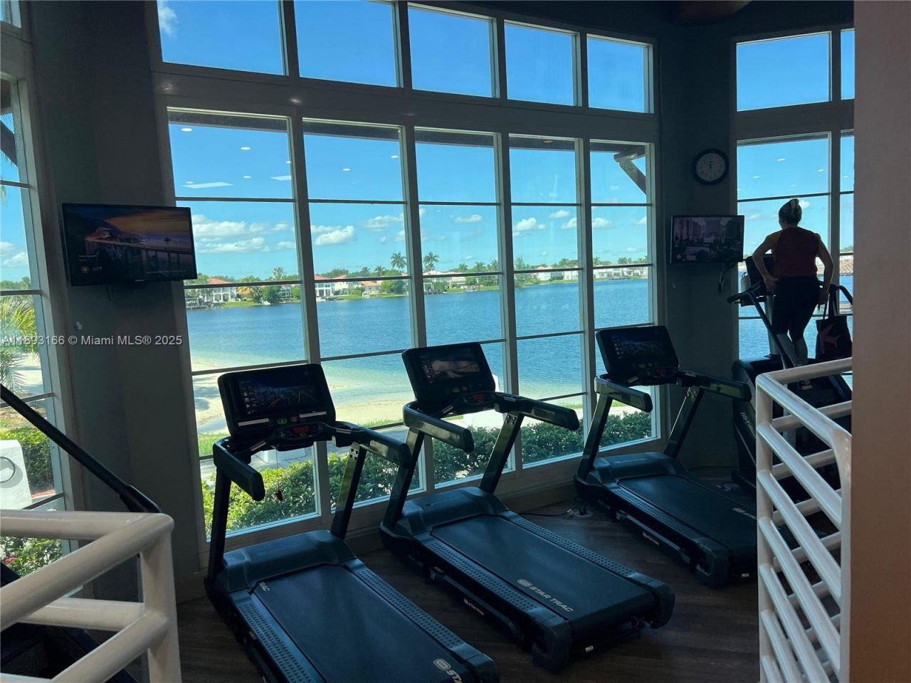 10700 NW 66th St, Unit 411, Doral, FL 33178 Photo