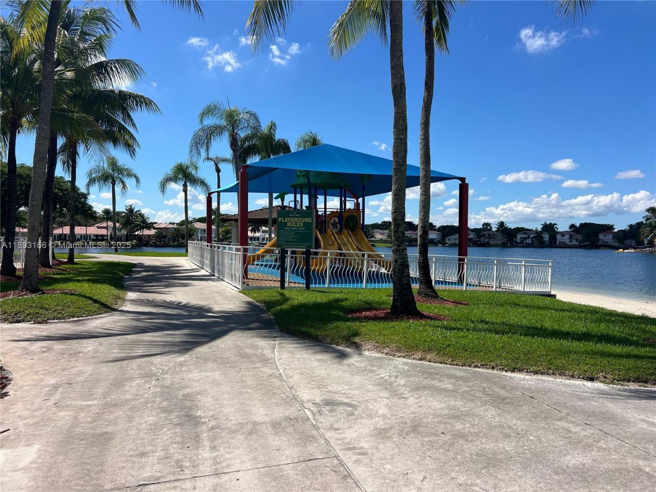 10700 NW 66th St, Unit 411, Doral, FL 33178 Photo