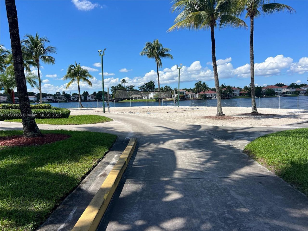 10700 NW 66th St, Unit 411, Doral, FL 33178 Photo