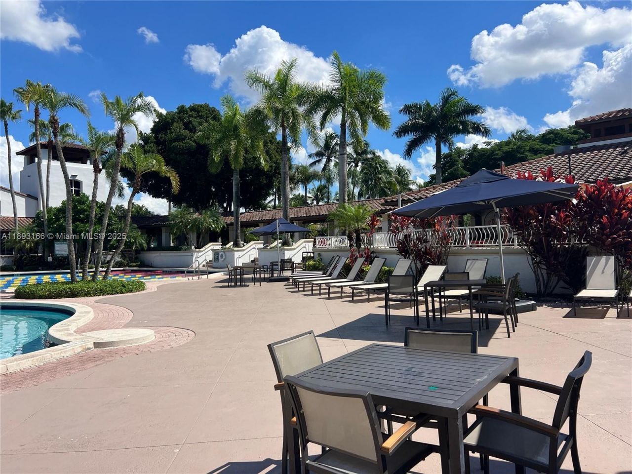 10700 NW 66th St, Unit 411, Doral, FL 33178 Photo