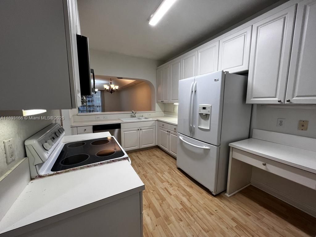 10700 NW 66th St, Unit 411, Doral, FL 33178 Photo