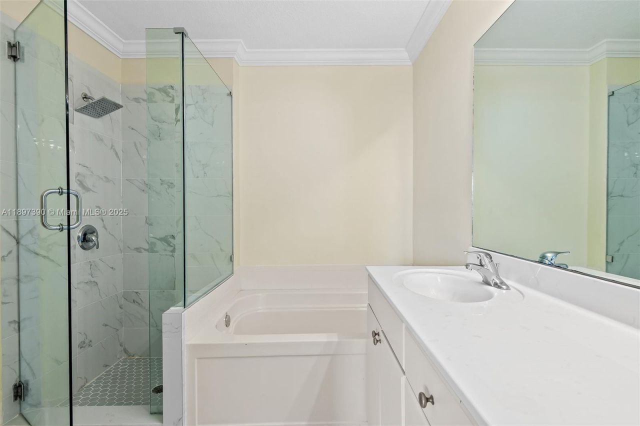 12421 SW 50th Ct, Unit 347, Miramar, FL 33027 Photo