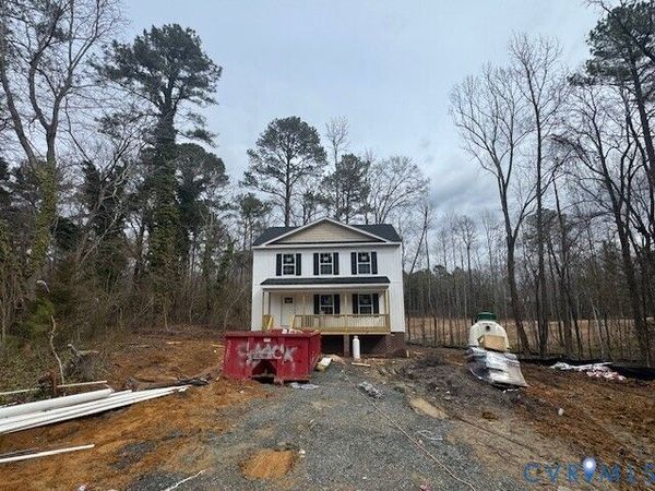 2359 N Waterside Drive, Lanexa, VA 23140