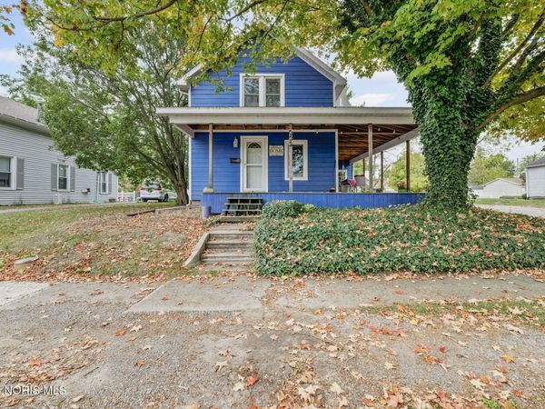 222 N Lawn Avenue, Bluffton, OH 45817