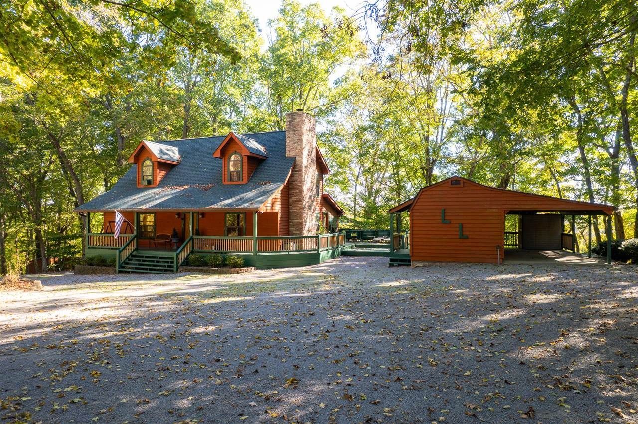 300 Old River Road, Scottsville, KY 42164 Main Photo