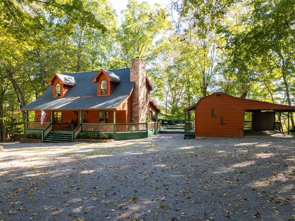 300 Old River Road, Scottsville, KY 42164