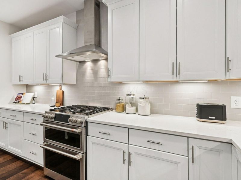 5050 Green Vista Crossing, Powell, OH 43065 Photo 5