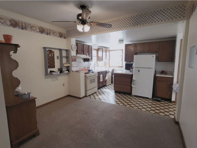 5385 Bartlett Road, Bedford, OH 44146 Photo 27