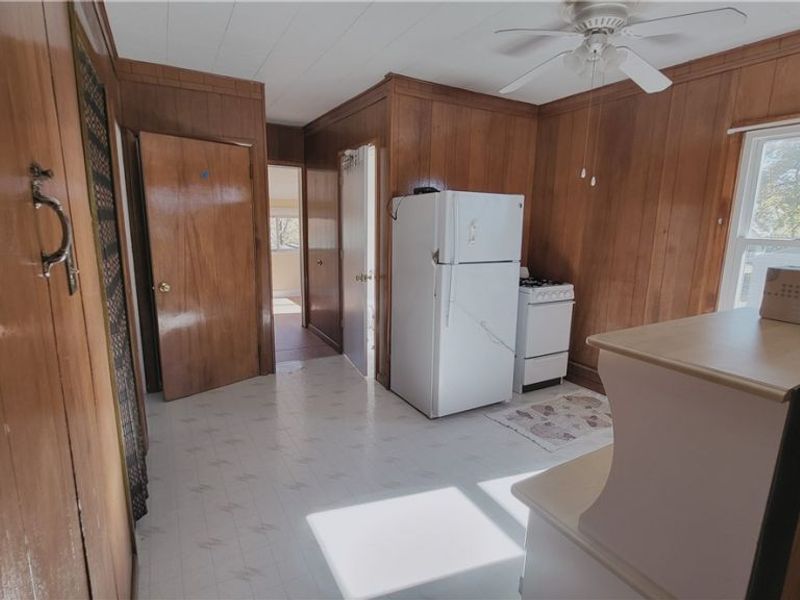 5385 Bartlett Road, Bedford, OH 44146 Photo 29