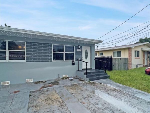 2783 - 2785 SW 33rd Ct, Miami, FL 33133