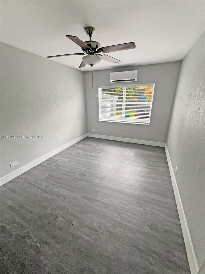 2783 - 2785 SW 33rd Ct, Miami, FL 33133 Photo