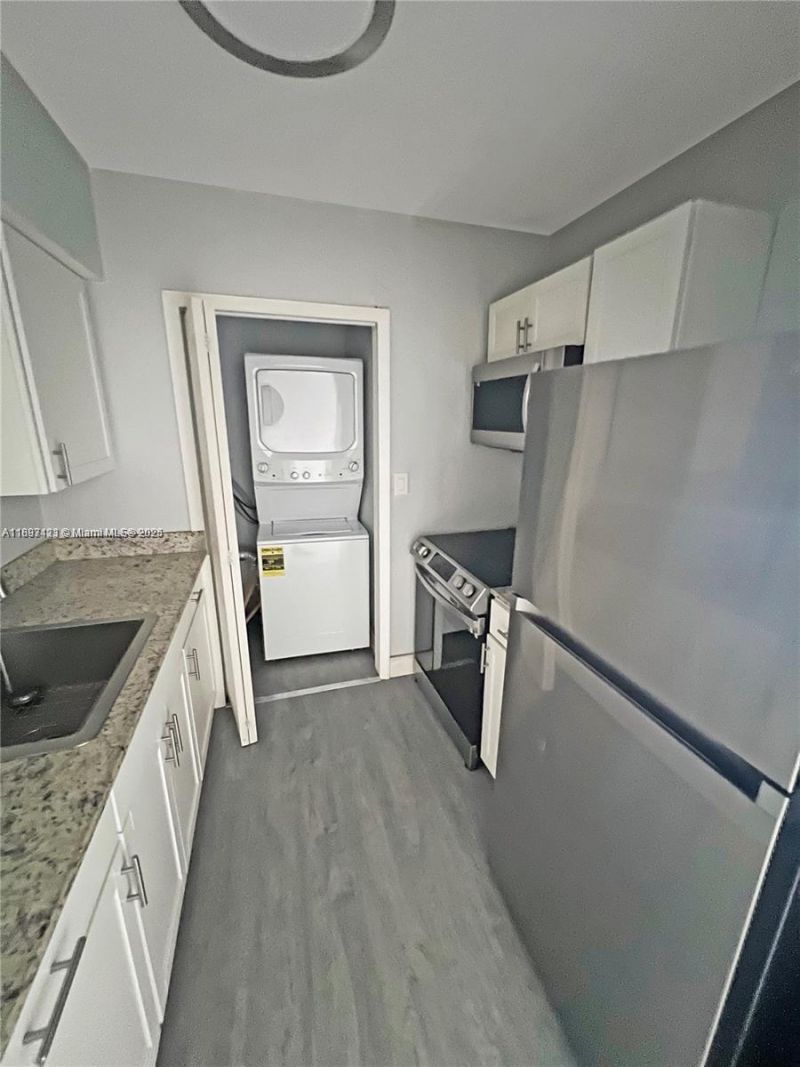 2783 - 2785 SW 33rd Ct, Miami, FL 33133 Photo